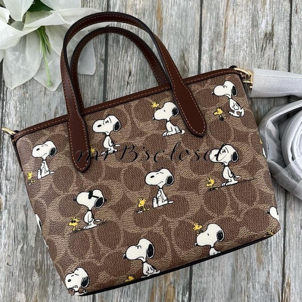 Coach X Peanuts City Mini Tote Bag In Signature Canvas With Snoopy Print Purse - Picture 2 of 8